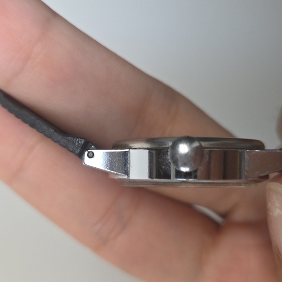 Vintage Timex Watch - Picture 4 of 6